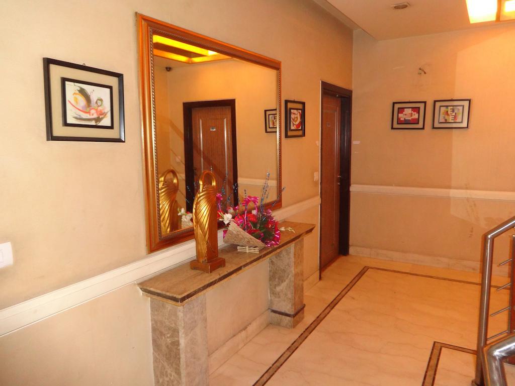 Hotel Picasso Paschim Vihar Delhi - Couple Friendly Local Ids Accepted Exterior foto