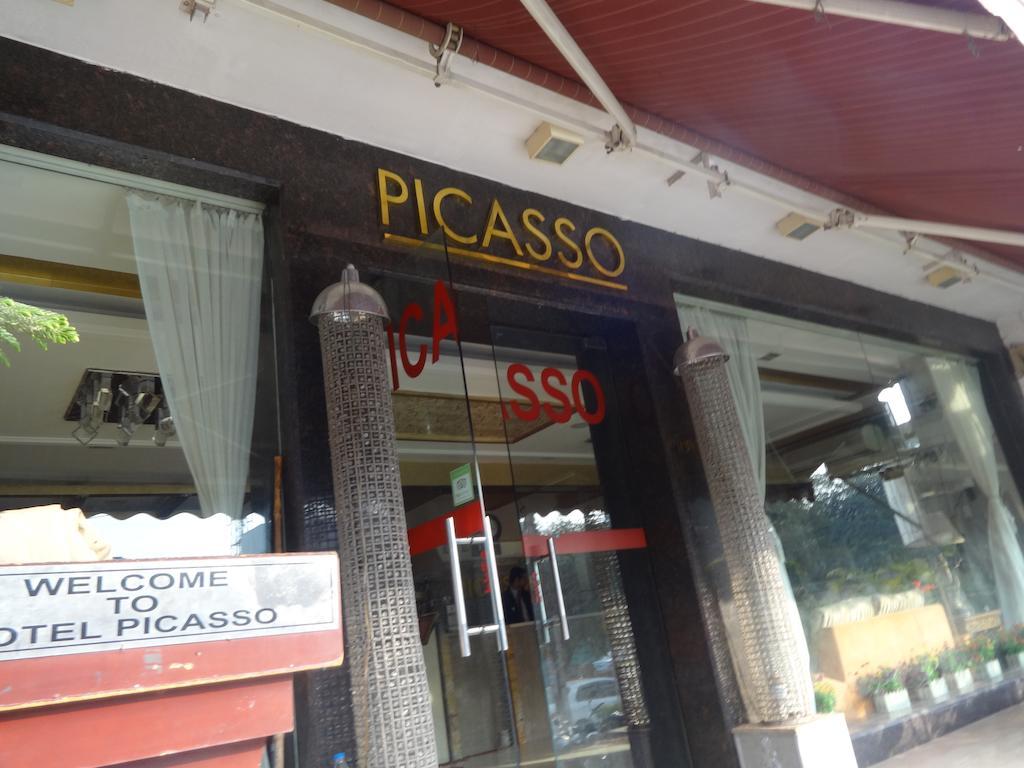 Hotel Picasso Paschim Vihar Delhi - Couple Friendly Local Ids Accepted Exterior foto