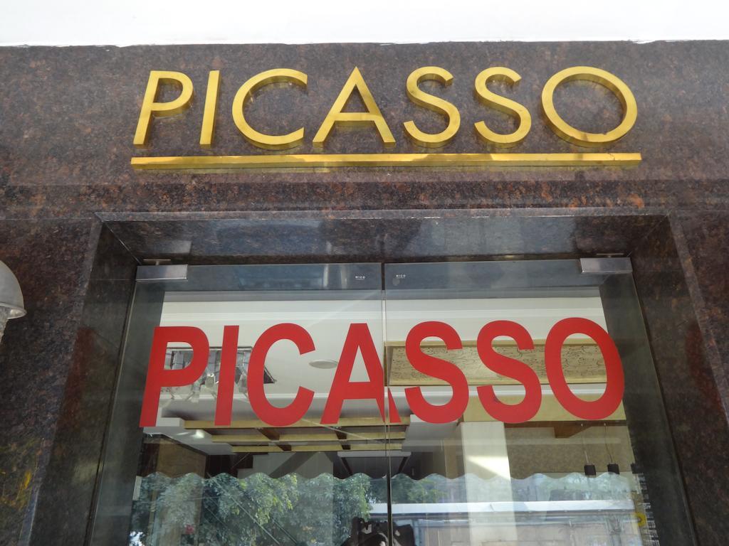 Hotel Picasso Paschim Vihar Delhi - Couple Friendly Local Ids Accepted Exterior foto